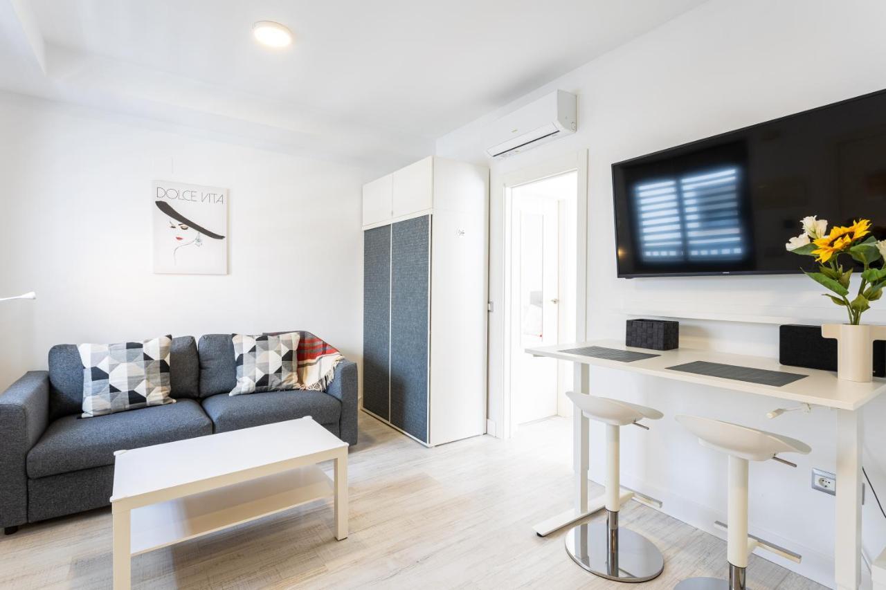 Holidays2Malaga Dos Aceras Apartment Ngoại thất bức ảnh